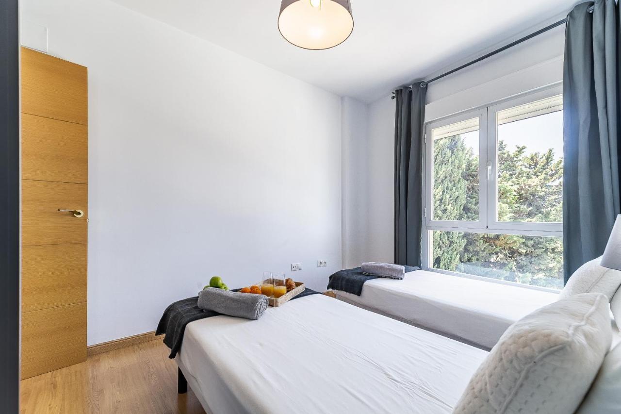 Modern Beach Apartment Valparaiso With Parking Malaga Bagian luar foto
