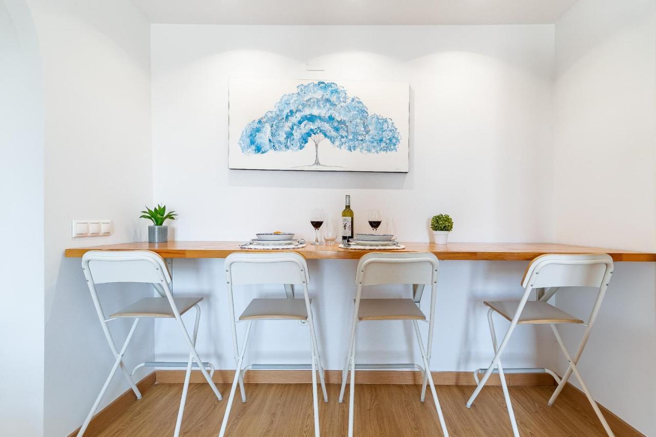 Modern Beach Apartment Valparaiso With Parking Malaga Bagian luar foto