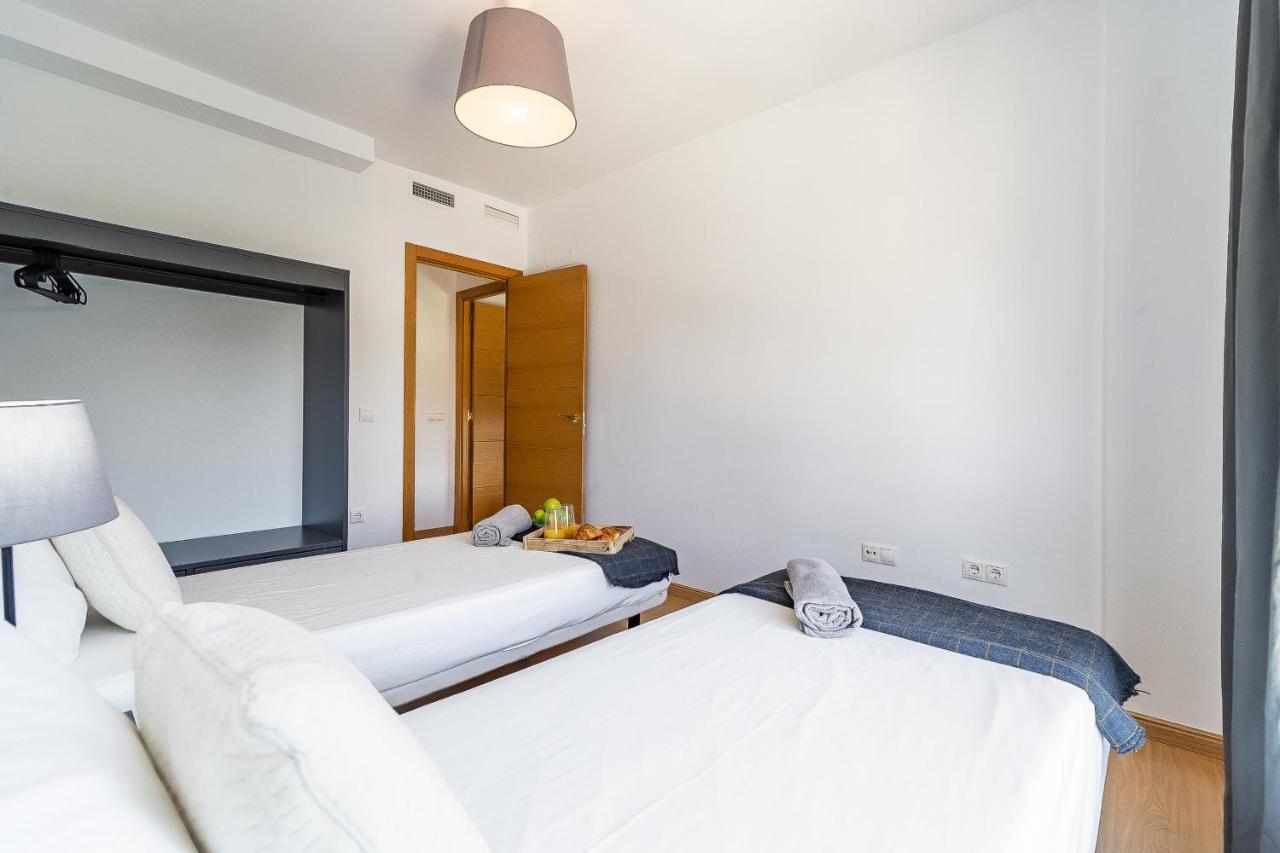 Modern Beach Apartment Valparaiso With Parking Malaga Bagian luar foto