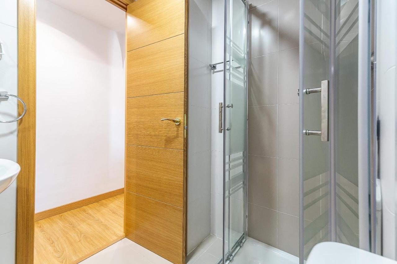 Modern Beach Apartment Valparaiso With Parking Malaga Bagian luar foto